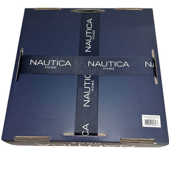 Nautica Mingled Feather Chenille Throw Boxed 50x60 - Picture 3 of 4